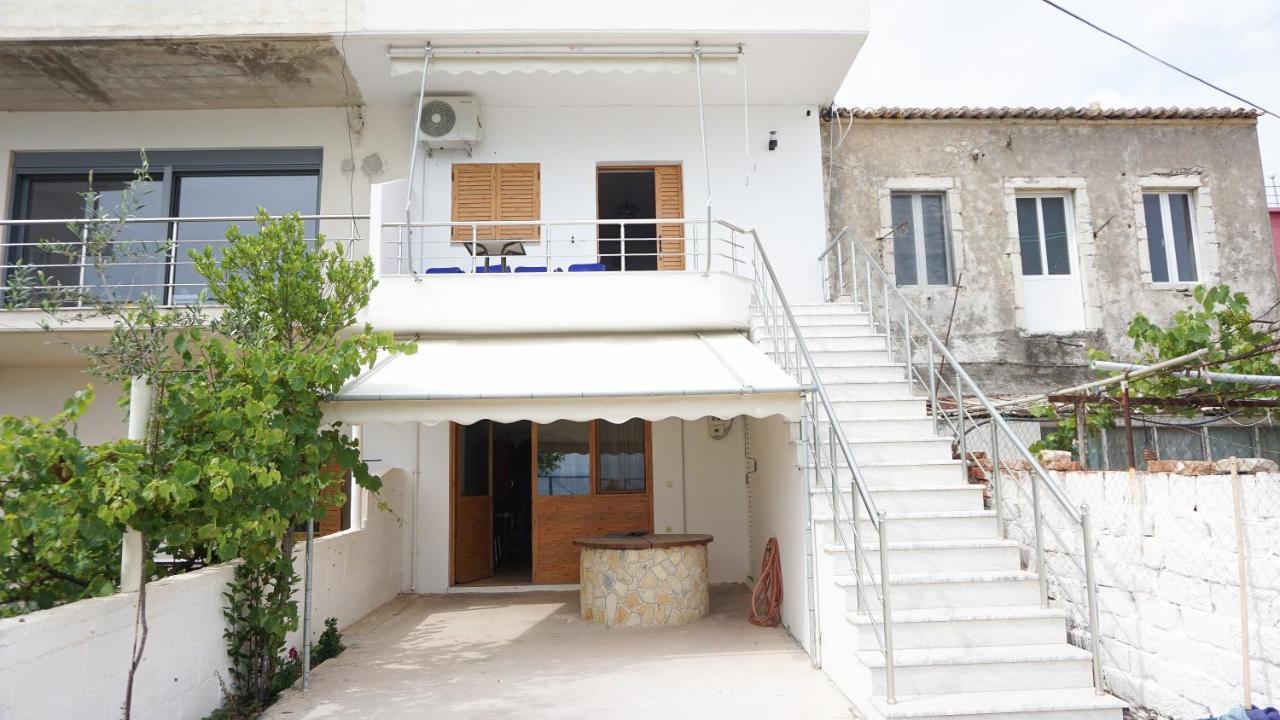 Joana'S Rooms Himare Exterior photo