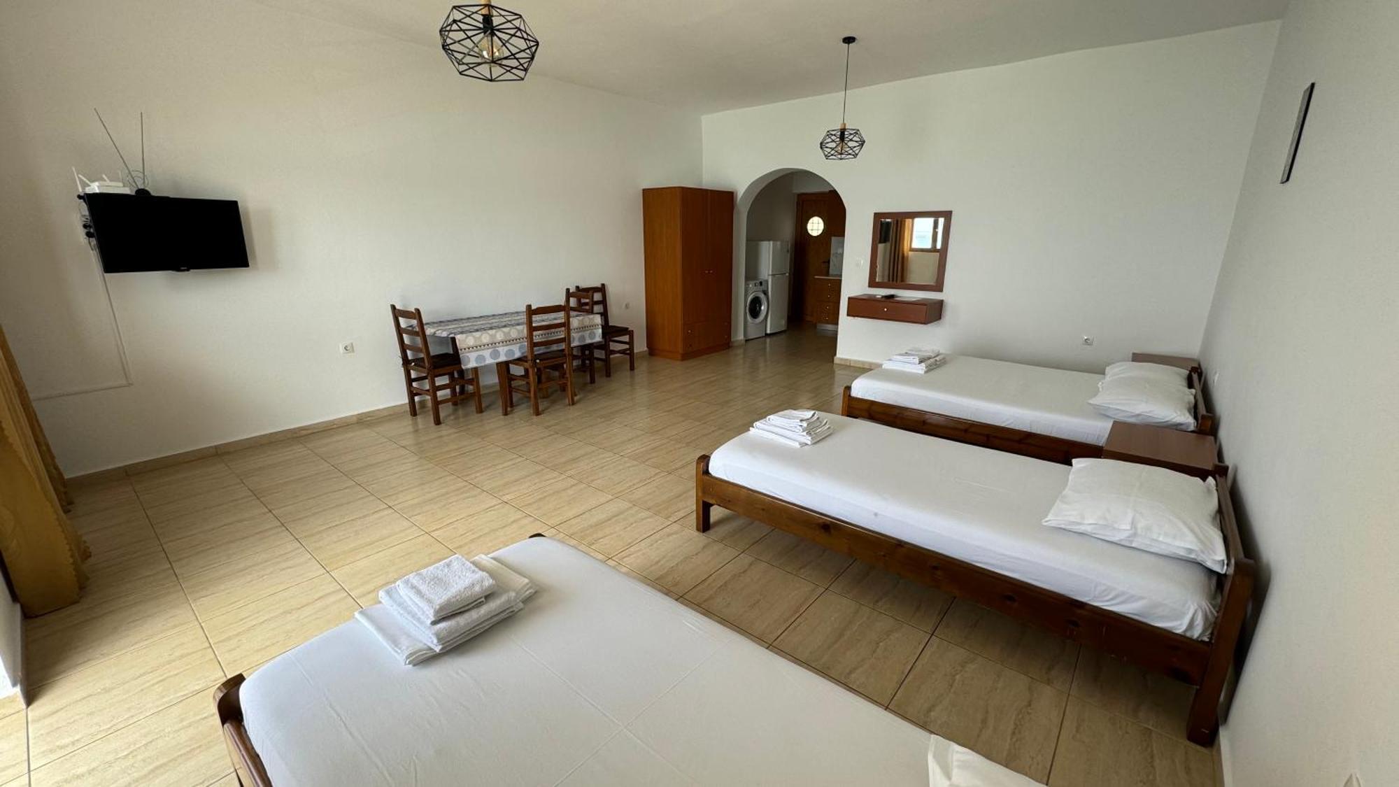 Joana'S Rooms Himare Exterior photo